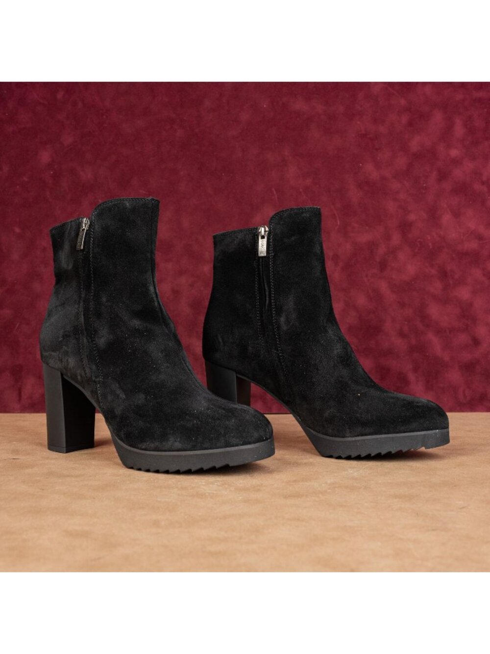 La Canadienne Women Myranda Black Suede Waterproof Dressy Fashion Boots sz 9